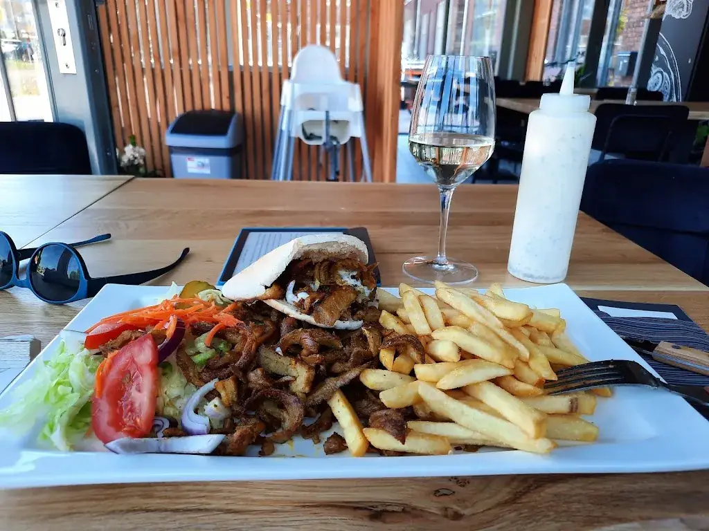 Conny van Beelen_Al-Volo_Heteren_review