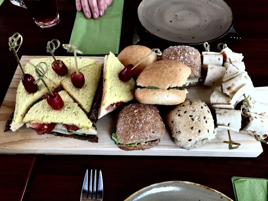 Brasserie De Buurman_Poederoijen_slider_image_2