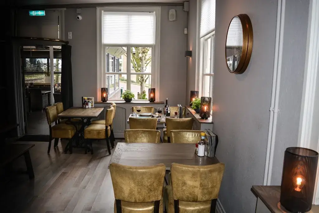 Restaurant 't Veerhuys Leerdam restaurant in Leerdam