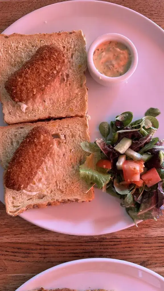 Helen Edley_Lodewijk_Nijmegen_review