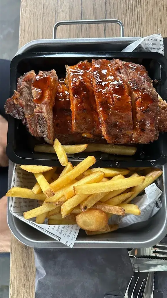 Mona Kh_Spare-Rib Grill Van Dam_Nijmegen_review