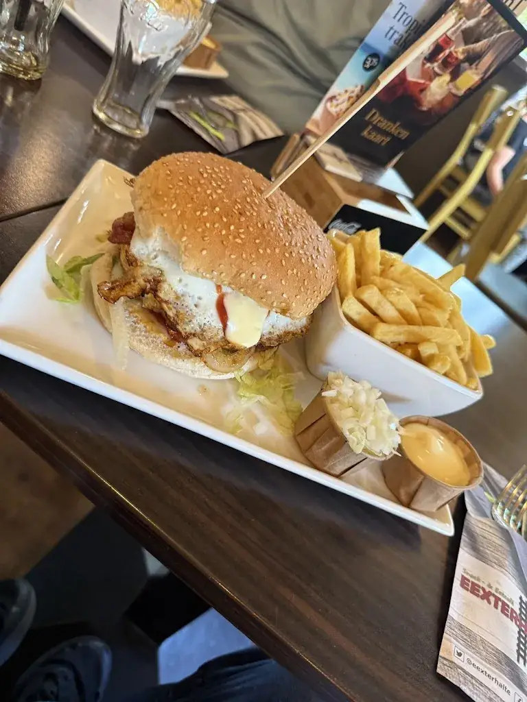 Familie R. Heeren_Snack-en Eetcafé Eexterhalte_Eext_review