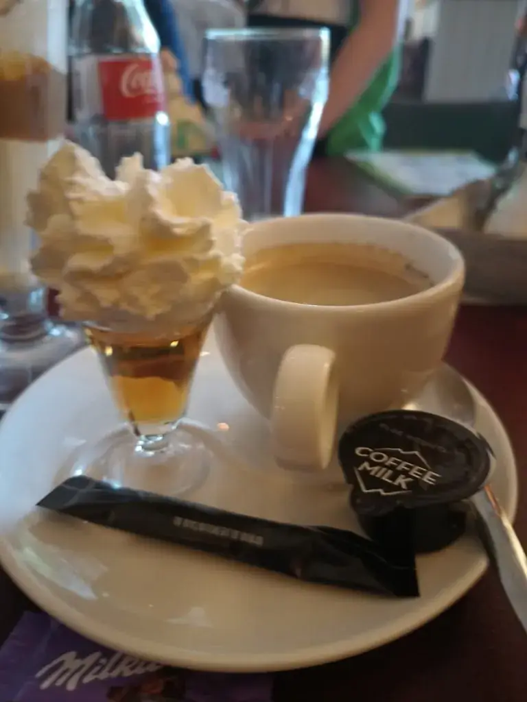 Colleen Lynch_Pannenkoeken Restaurant Kootwijkerduin_Kootwijk_review