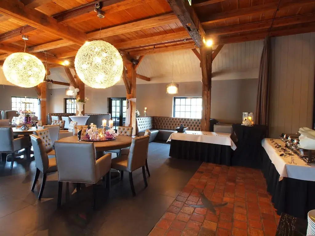 Molen De Zwaluw restaurant in Kesteren