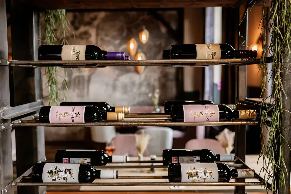 Restaurant 't Ambtshuis,shared dining restaurant in Kesteren