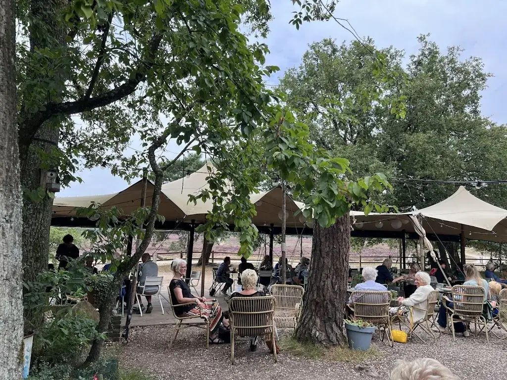 Remco Veenenberg_Teahouse 't Bluk_Laren_review