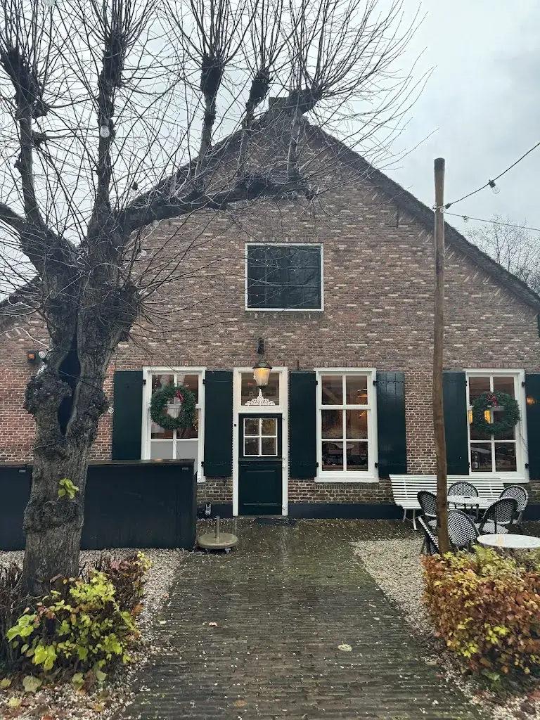 Drake Morse_George L.A._Laren_review