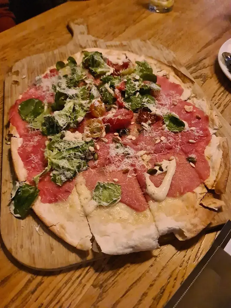 Pascal Visscher_Moeke Rhenen_Rhenen_review