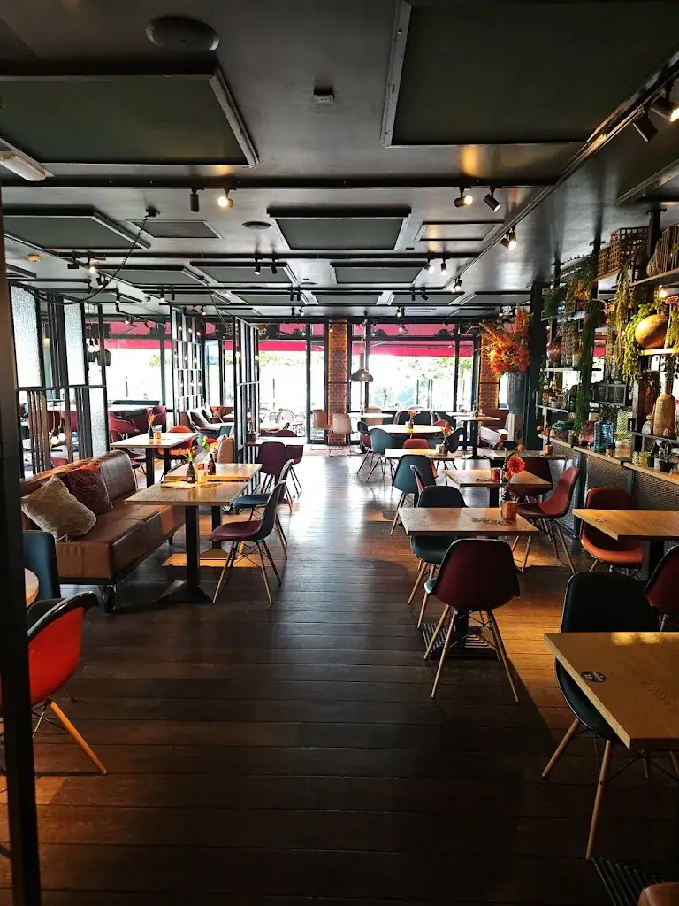 Moeke Rhenen_Rhenen_slider_image_3