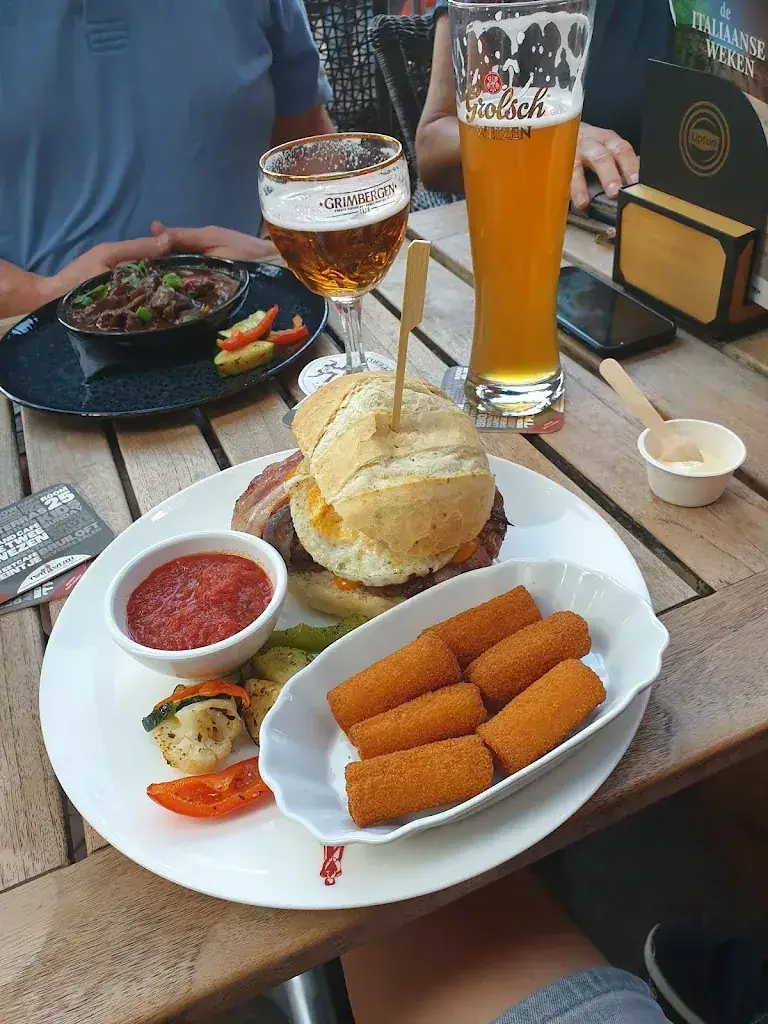 Menu_Grand-Café De Twee Wezen_Hengelo_image_9