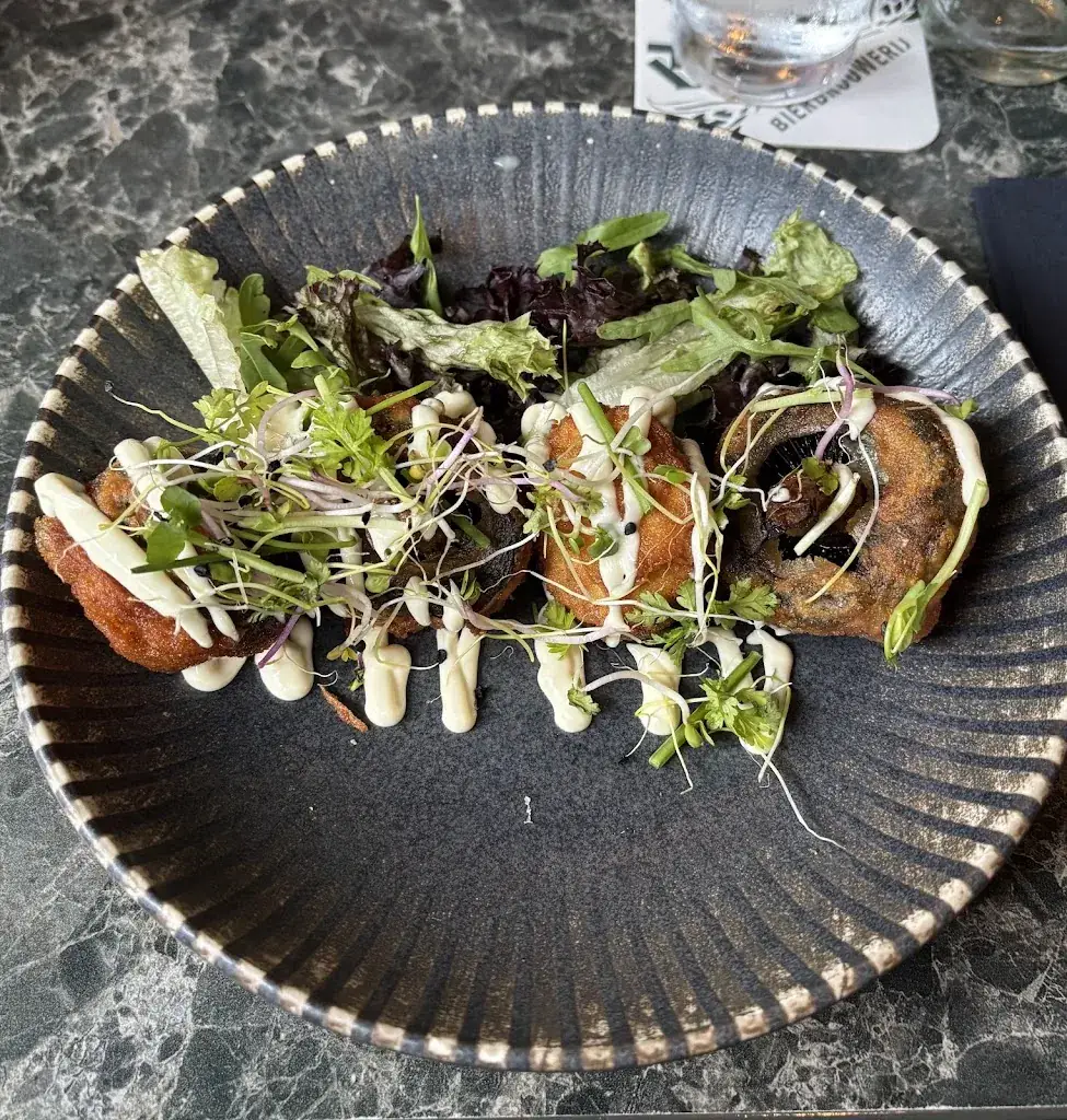 Actual Blackbird_Stravinsky eten · drinken · slapen_Hengelo_review