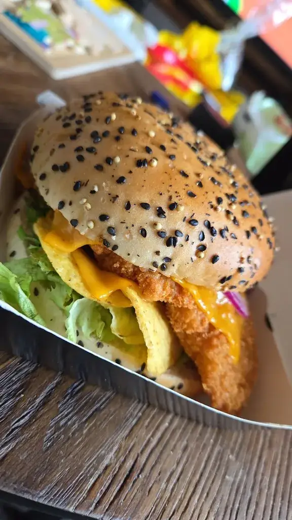 Tobias Bijkerk_Kipperij Hengelo_Hengelo_review