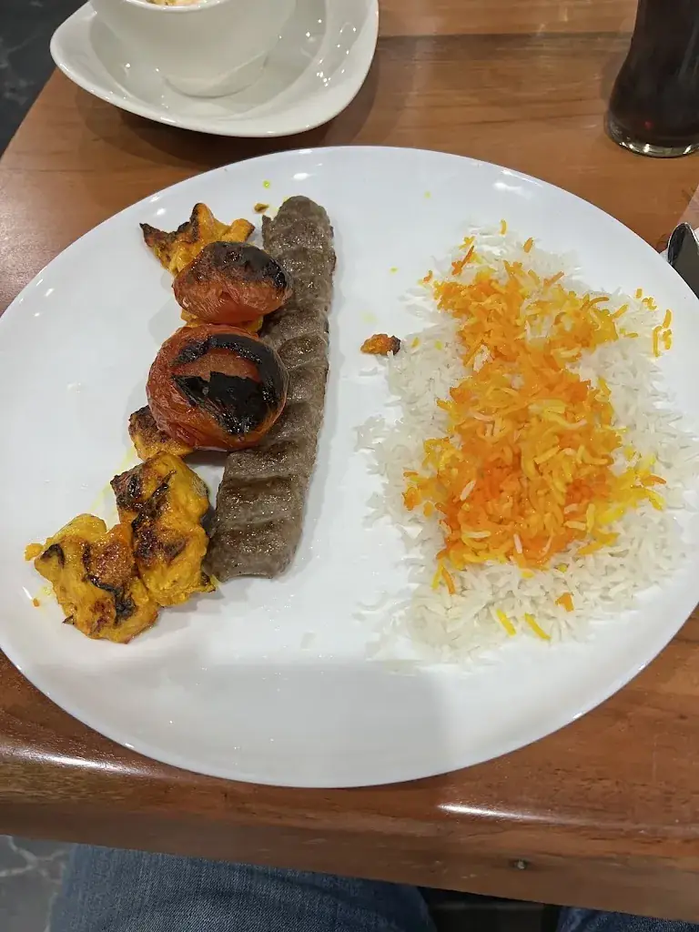 Azizul Zainol_King of Persian_Hengelo_review