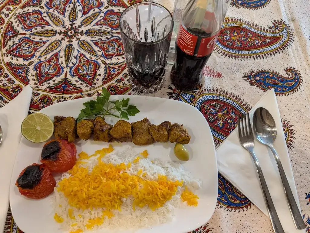 King of Persian_Hengelo_slider_image_2