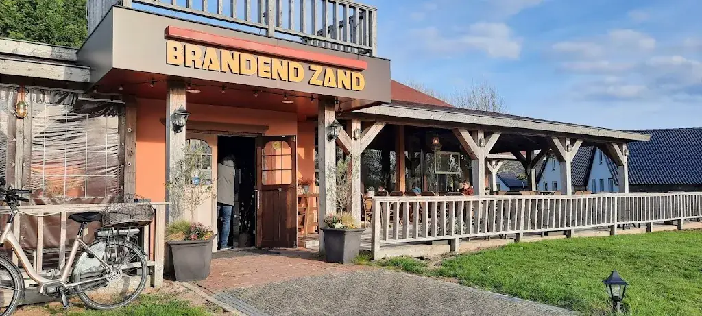 Brandend Zand, by Tamaar_Kerkdriel_slider_image_1