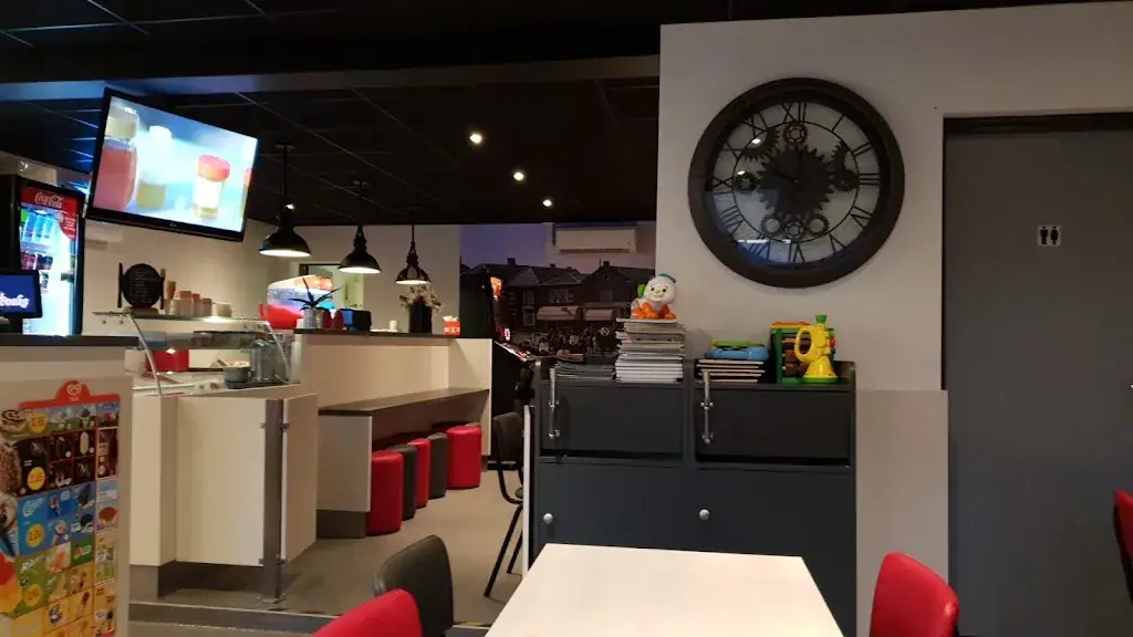 Cafetaria ‘t Poske Kerkdriel🍟_Kerkdriel_slider_image_2