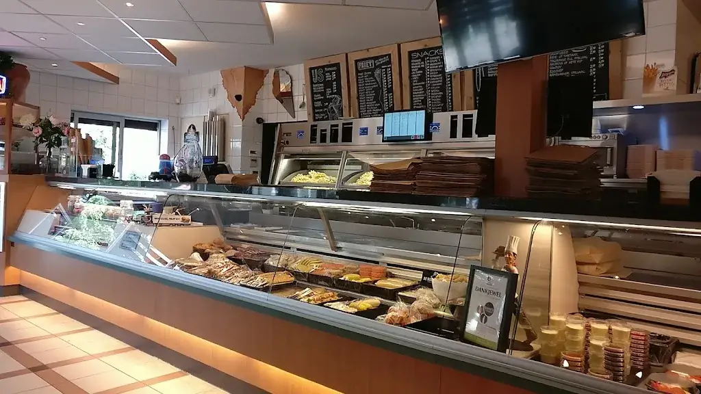 Berrie's Frietrestaurant🍟_Velddriel_slider_image_1