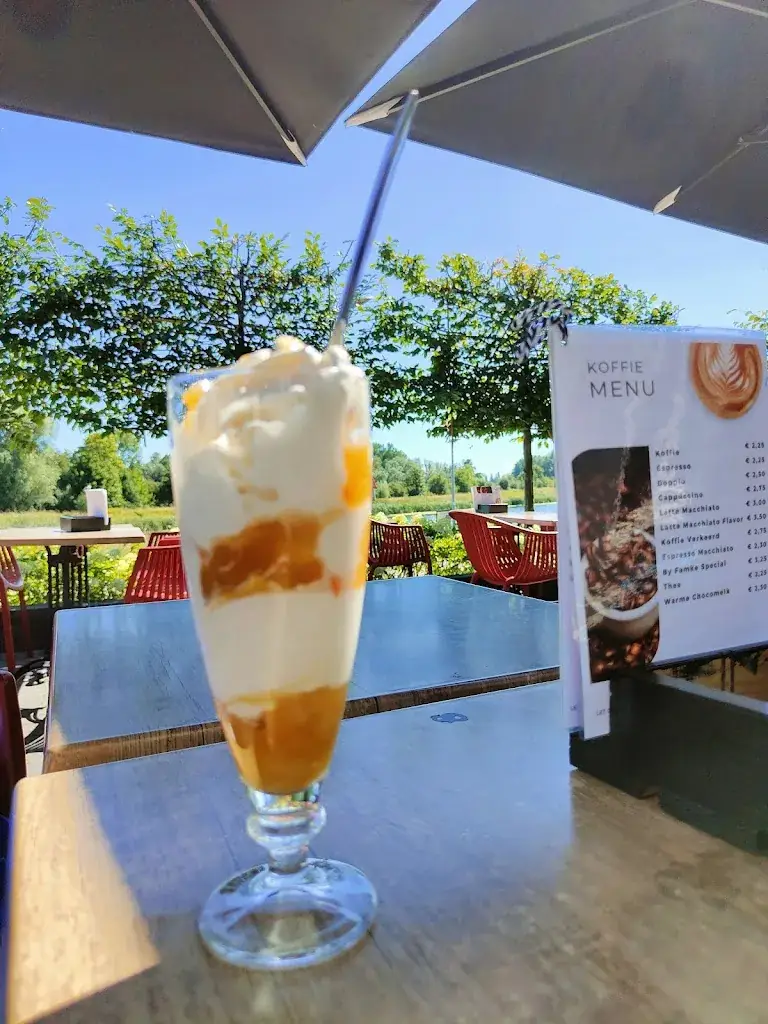 Koffie en Zo by Famke_Lobith_slider_image_3