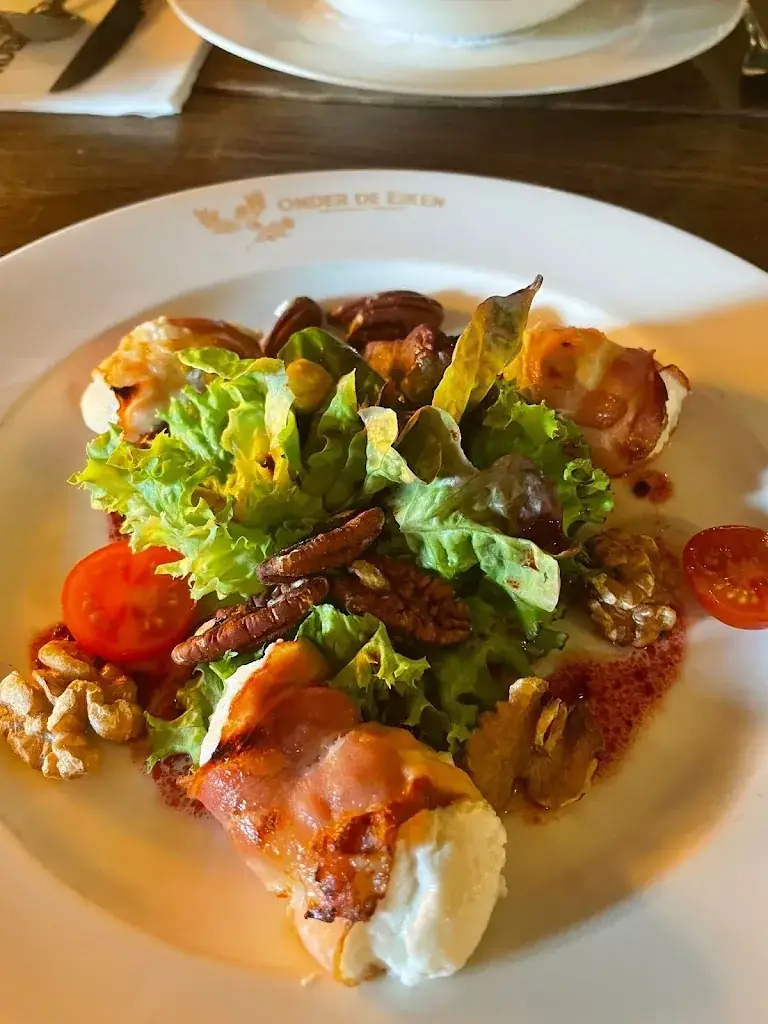 david_Onder de Eiken_Dwingeloo_review