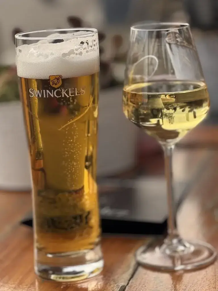 Wim de rooij_Kade 7_Tolkamer_review