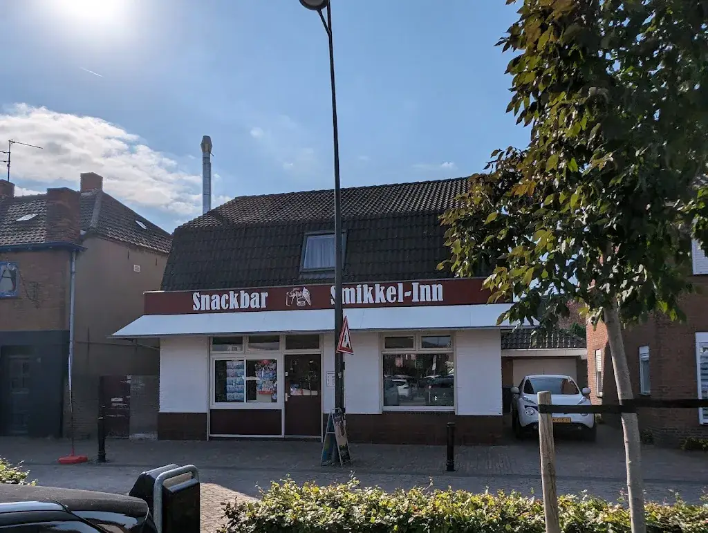 Henk Maaijen_Snackbar Smikkel Inn_Lobith_review
