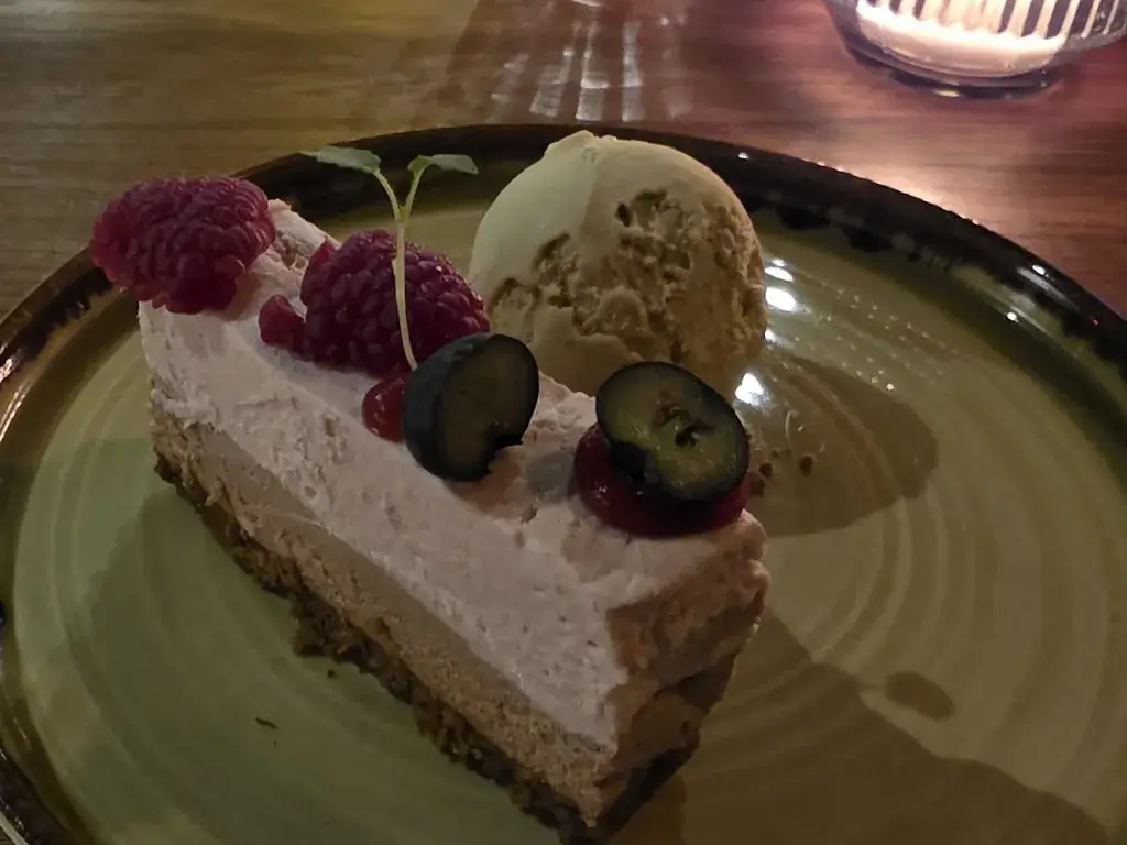 Benno_Wooods Italian food_Hoogwoud_review