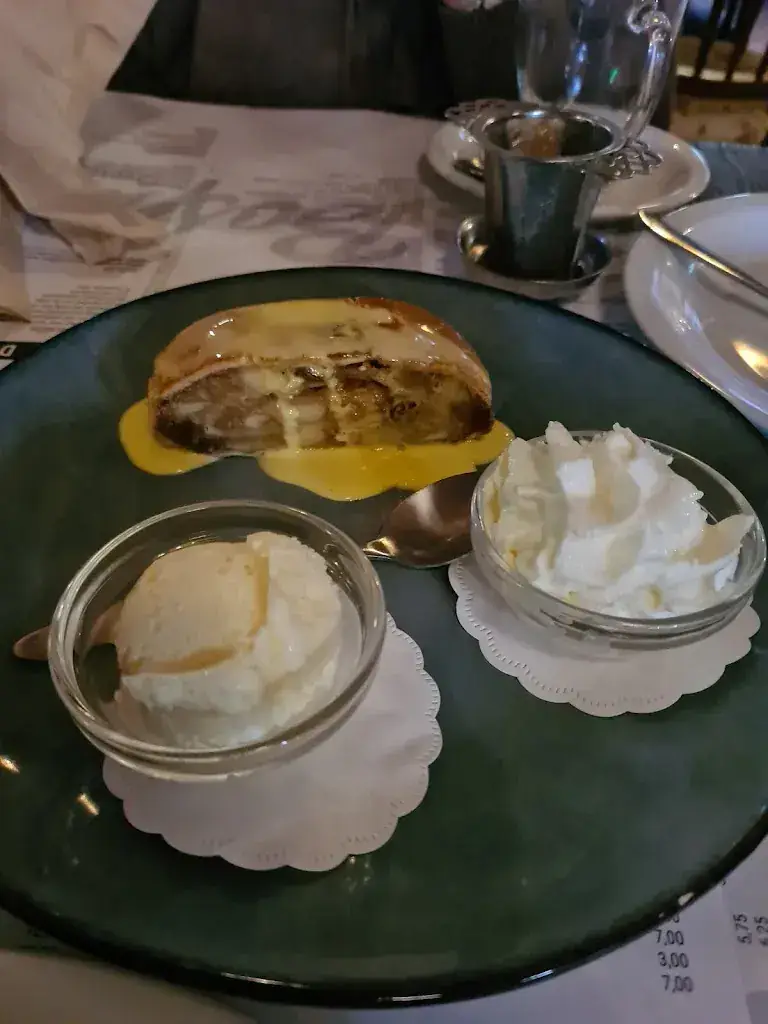 Mary-Ann van der Linden_De Bospub_Dwingeloo_review