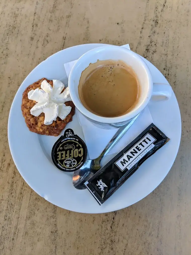 Sabri Nasser_Gelati e Panini_Lochem_review