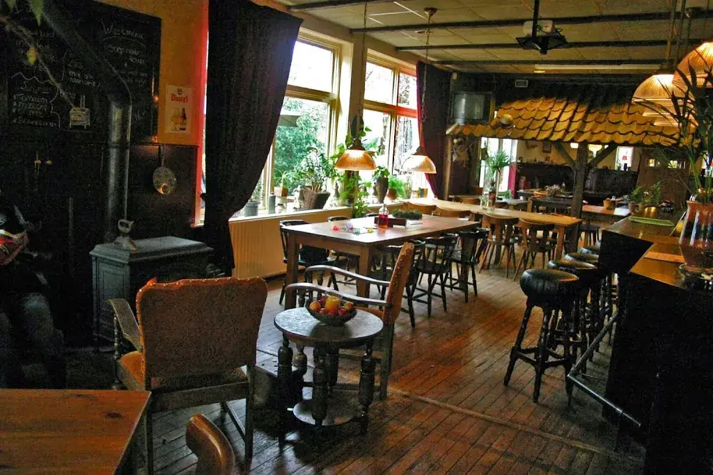 't Hof van Dwingeloo restaurante en Dwingeloo