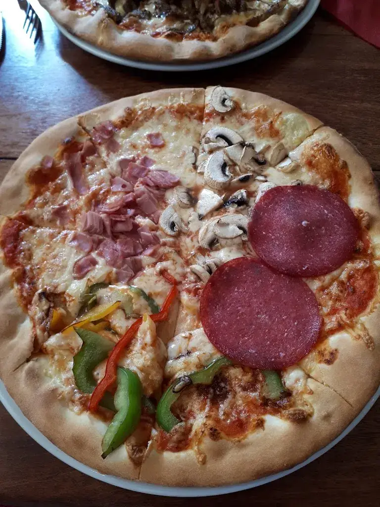 Menu_Steakhouse - Pizzeria Cleopatra_Lochem_image_6