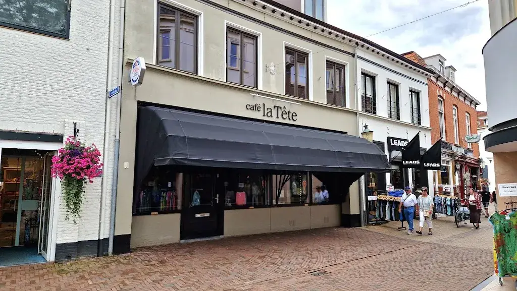 Café la Tête wijn & bistrobar_Lochem_slider_image_3