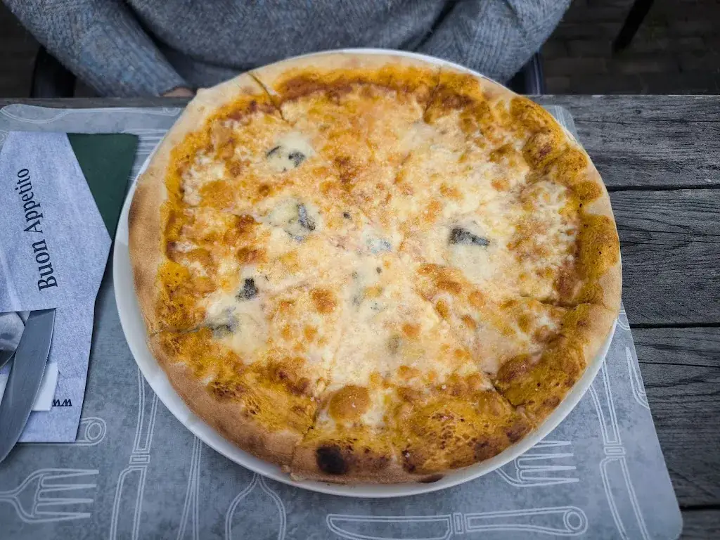 Menu_Pizzeria La Mama_Diever_imagen_4