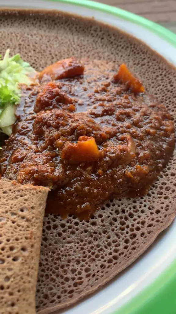 Arezoo Mohadjeri_Mosob Asmara_Amsterdam_review