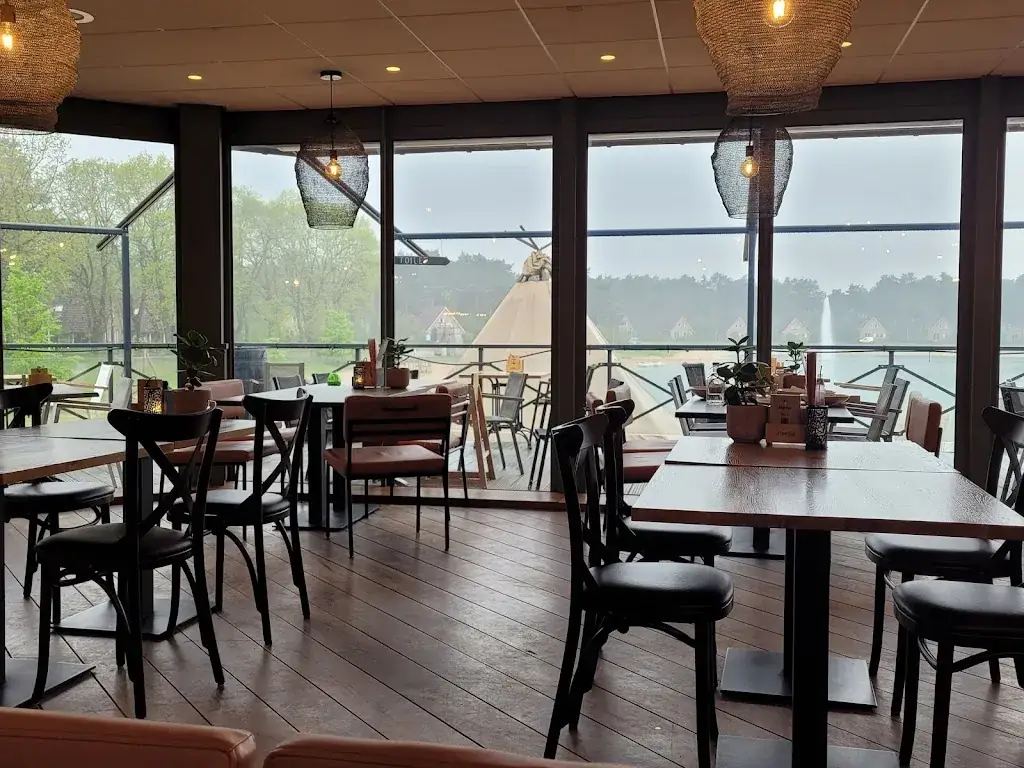 Brasserie_Loo_slider_image_1