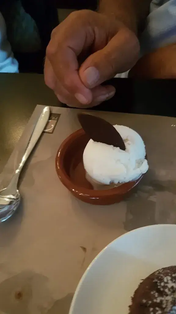 Celeste_Grand Café onder De Toren_Nunspeet_review