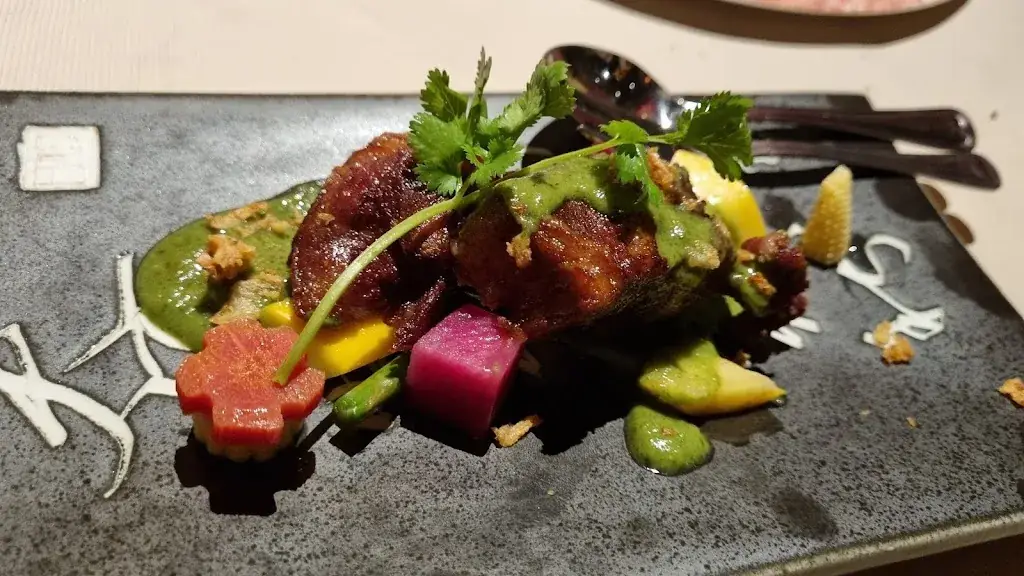 Deborah Hadley_Ni Hao_Nunspeet_review