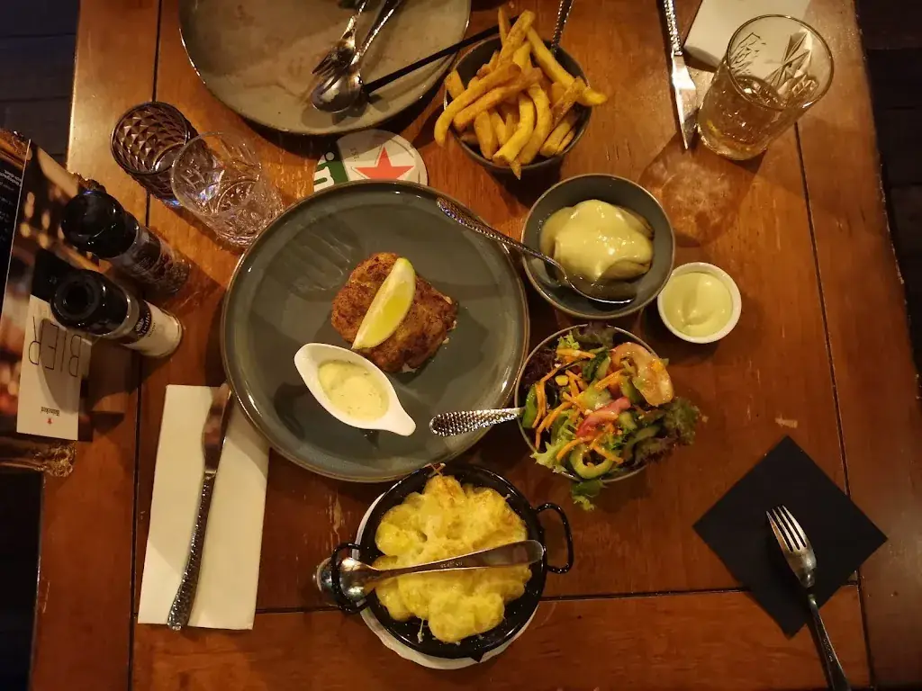 Casia Kalo_The Three Star Gastropub_Otterlo_review