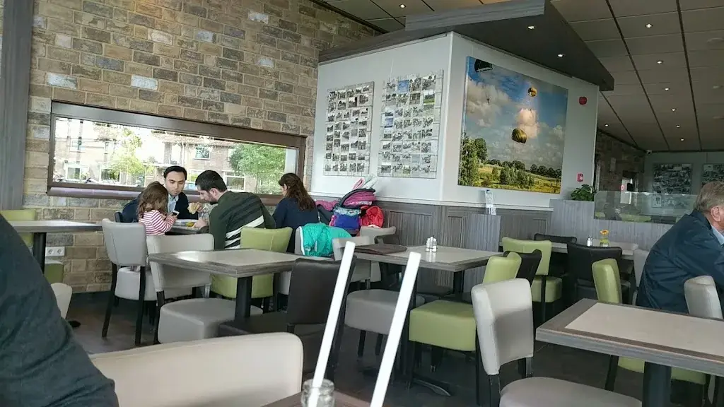 Eethuys Airborne_Renkum_slider_image_2