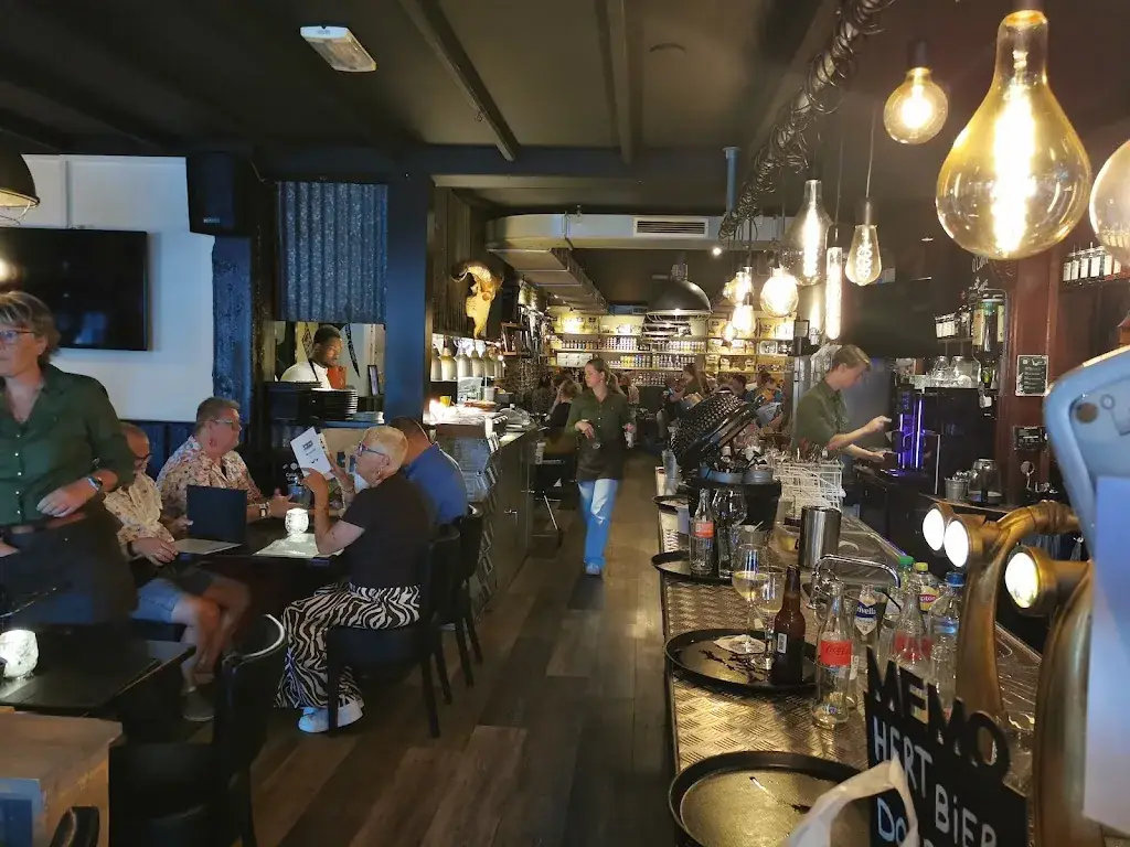 T-Rex Restaurant BBQ & Smokehouse_Putten_slider_image_3