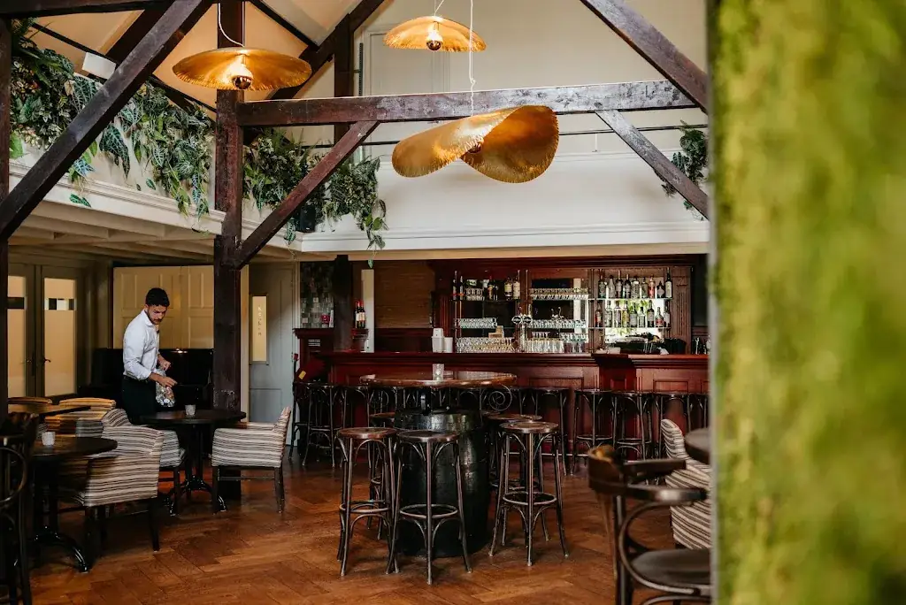 Brasserie De Hoeve restaurant in Putten