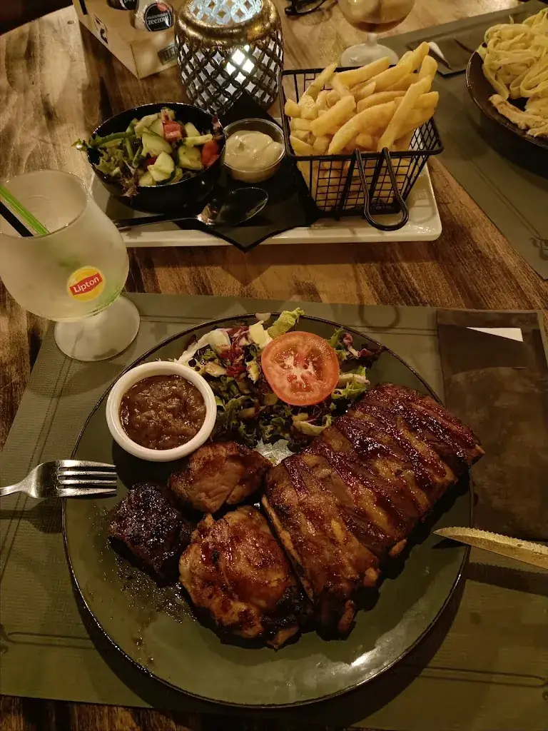 Menu_Grand Café de Huiskamer_Putten_image_6