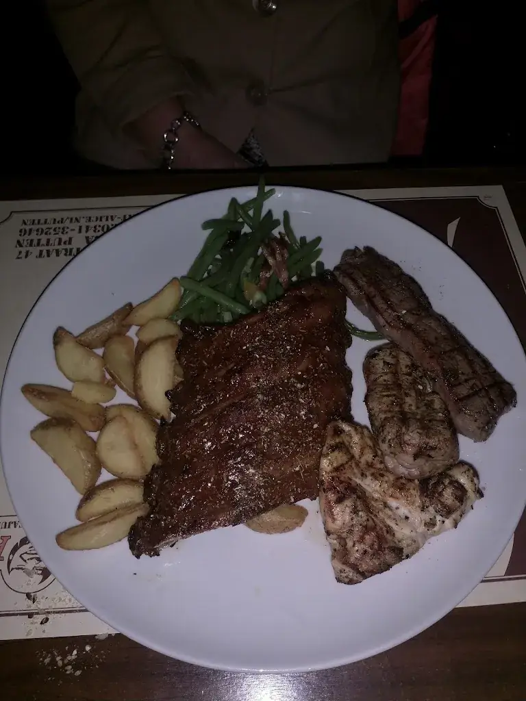 Menu_Restaurant Fat Alice_Putten_image_6