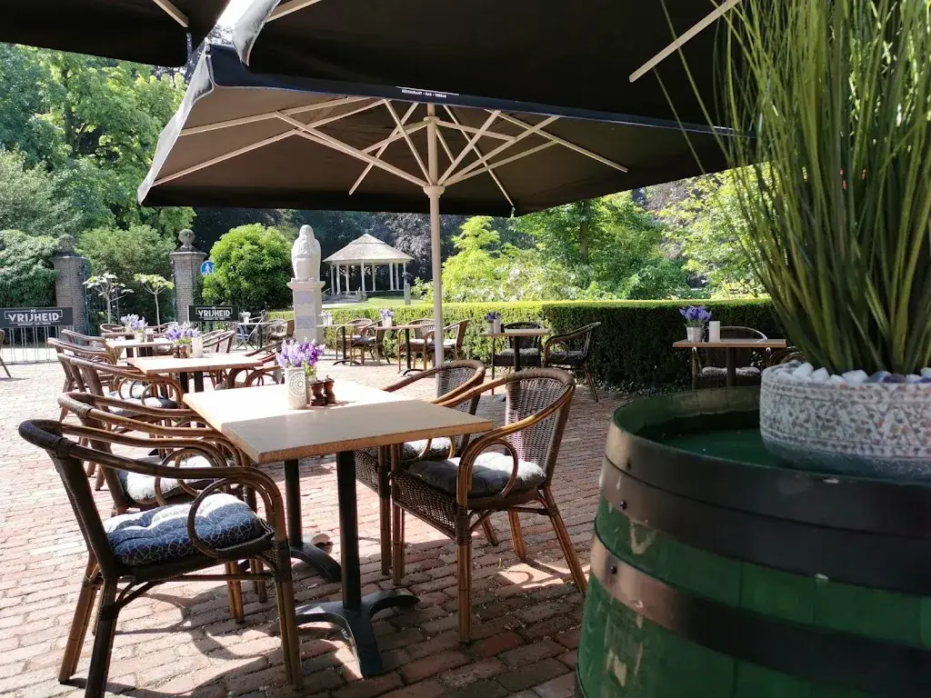 Restaurant De Vrijheid restaurant in Oosterhout