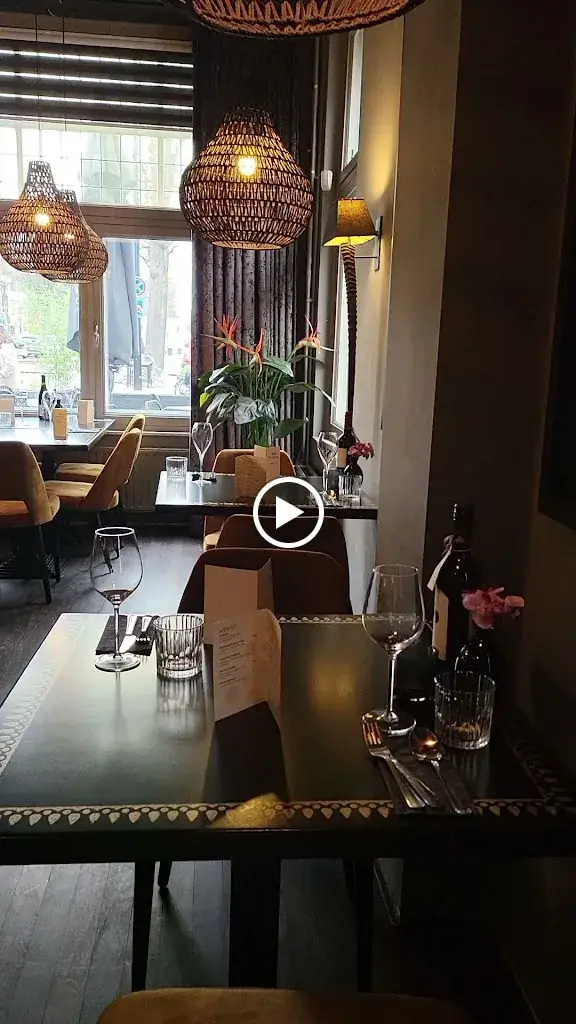 Pondok Makan Yati_Oosterhout_slider_image_2