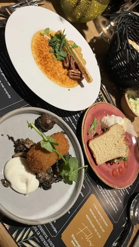 laura vdM_Bowling & Bistro Merlijn_Oosterhout_review