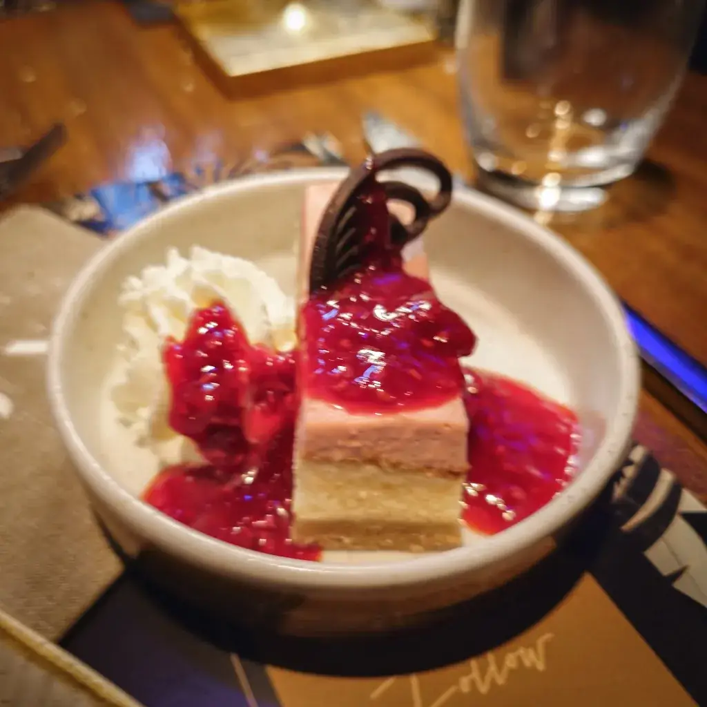 Wilco Groenendijk_Bowling & Bistro Merlijn_Oosterhout_review