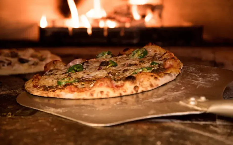 Blaze Pizza - Emmer Compascuum_Emmer-Compascuum_slider_image_3