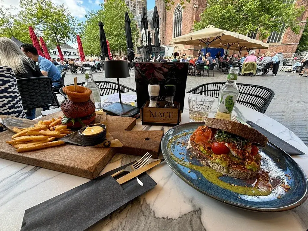 Peter Oorschot_Mace - Lunch, Borrel & Bites_Oosterhout_review