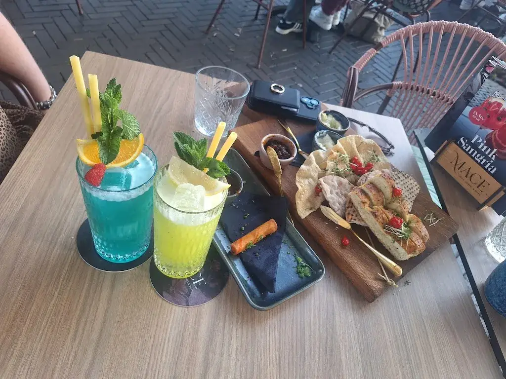 Yvonne Koning_Mace - Lunch, Borrel & Bites_Oosterhout_review
