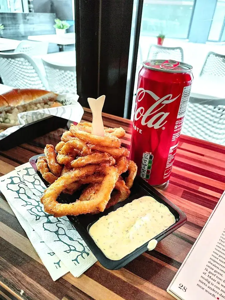 Genesis Abigael Boyer_Pooyé Vis aan de Markt_Oosterhout_review